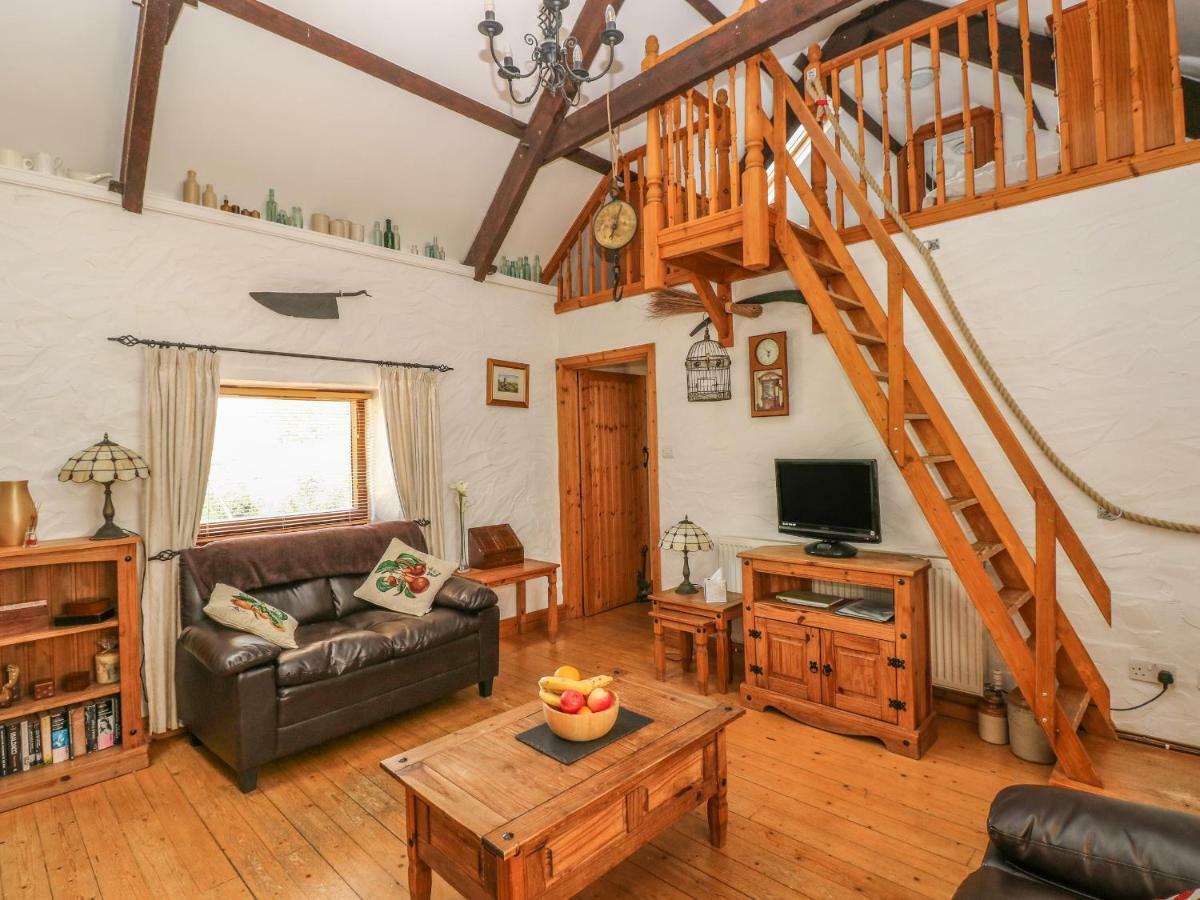 Bluebell Cottage Milford Haven Exterior photo